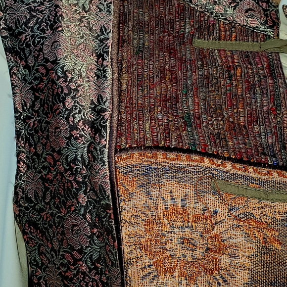 Coldwater Creek fabric vest. Kept in a garment bag and dry cleaned. #206 - Picture 2 of 7